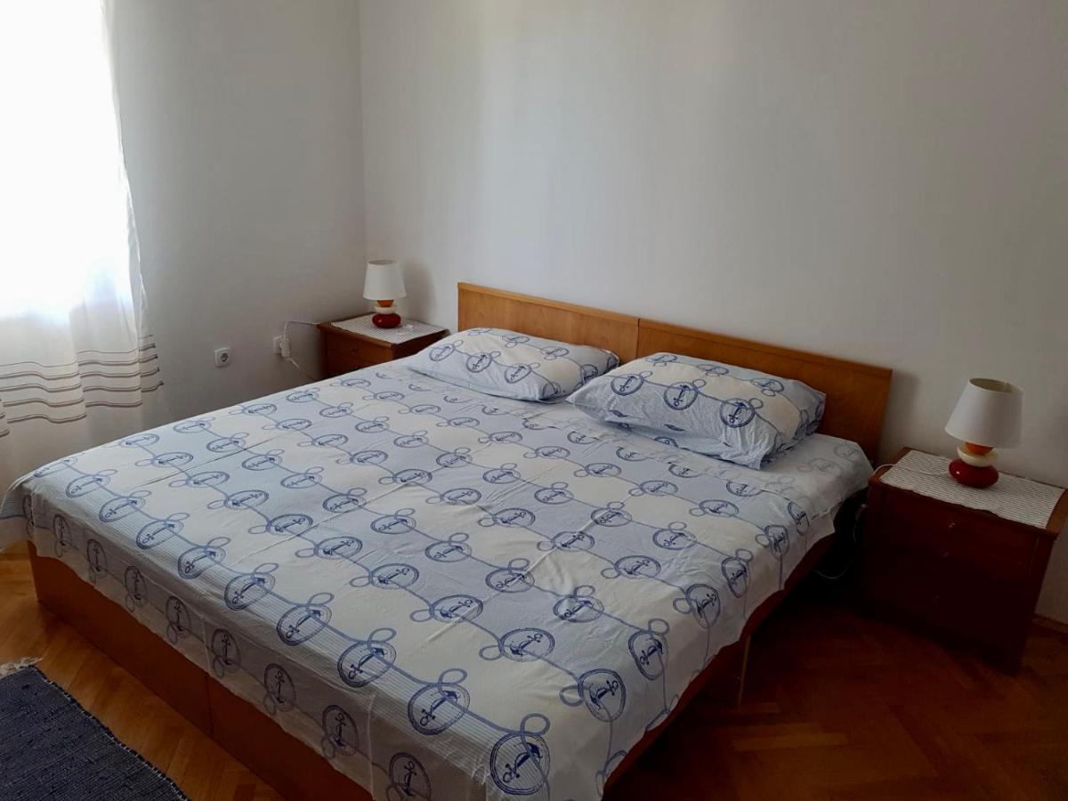 Apartmani Luka Zrnovo Exteriér fotografie