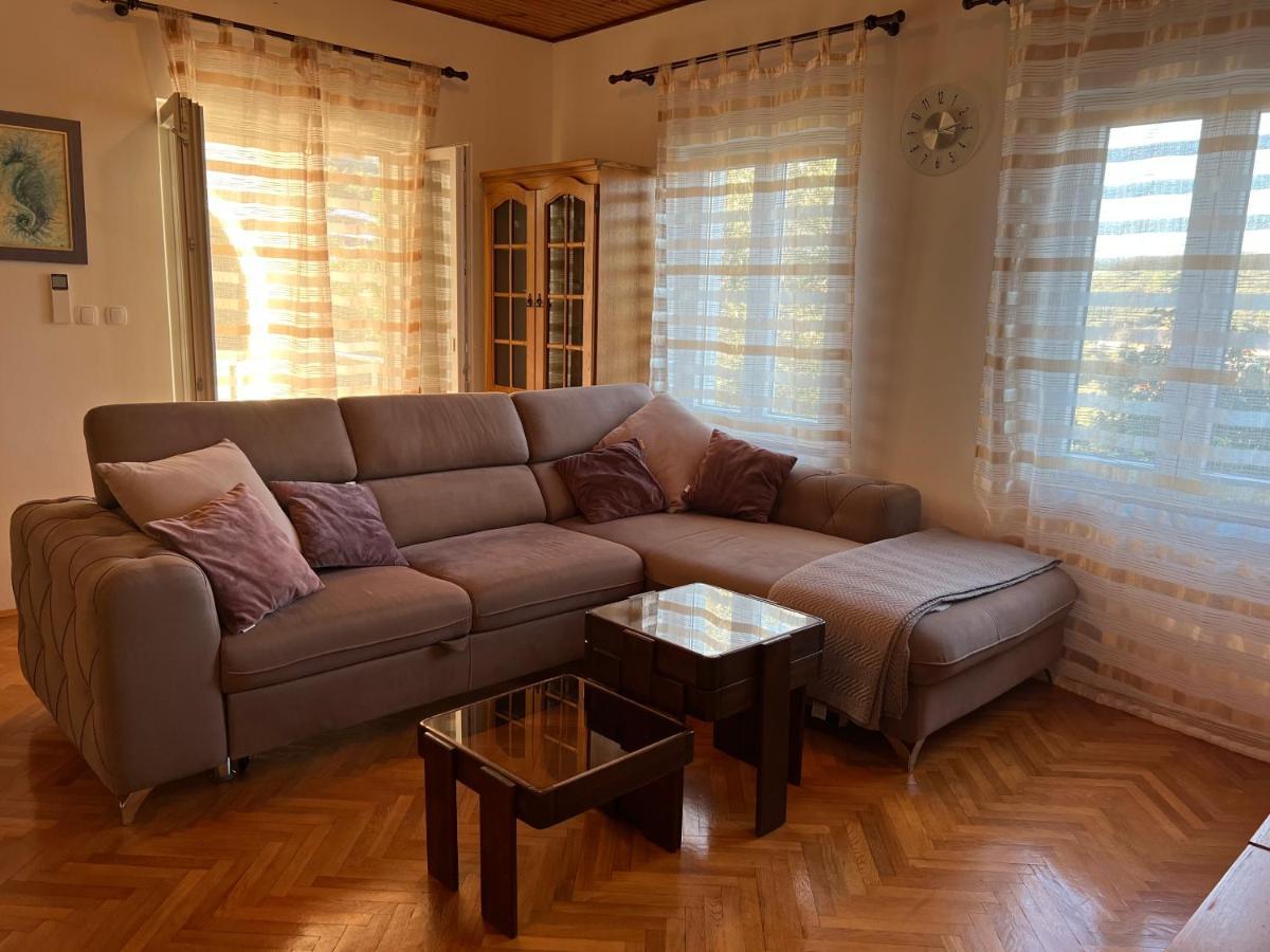 Apartmani Luka Zrnovo Exteriér fotografie