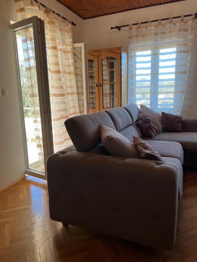 Apartmani Luka Zrnovo Exteriér fotografie
